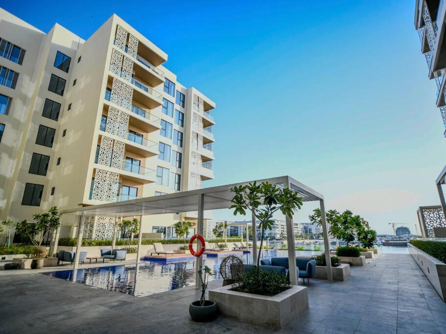Marina View Luxury Studio